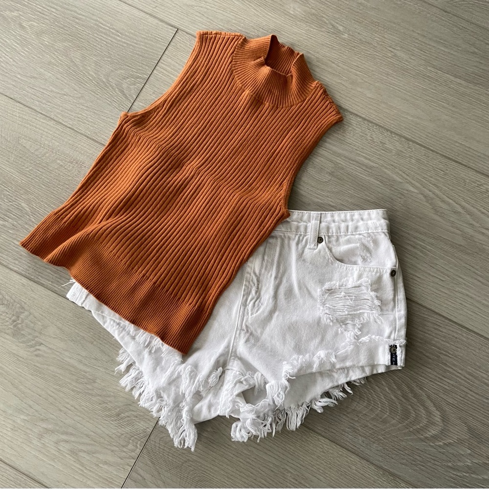 Litz White Distressed Cut Off Shorts View 5